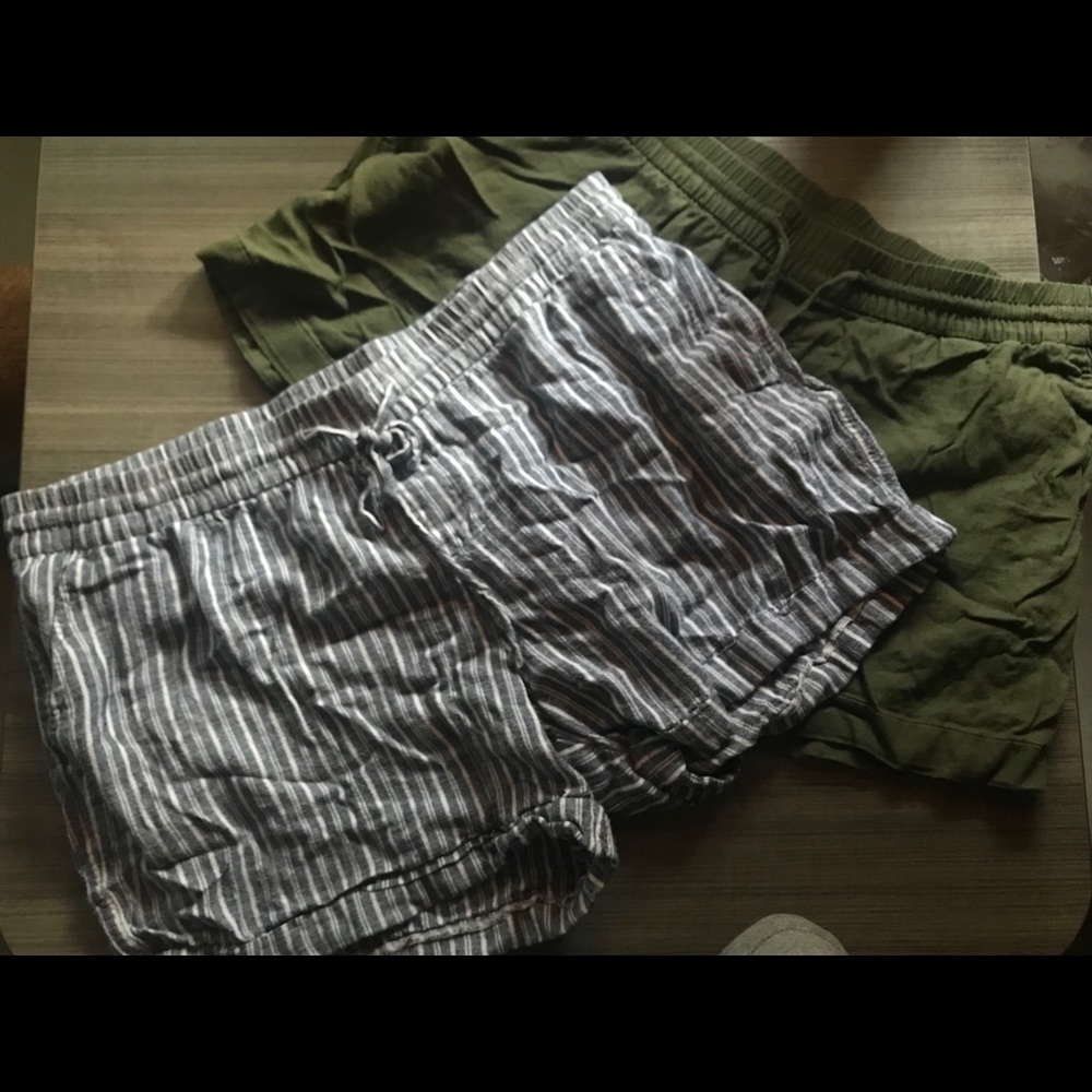 OLD NAVY LINEN SHORTS BUNDLE size XL grey + olive